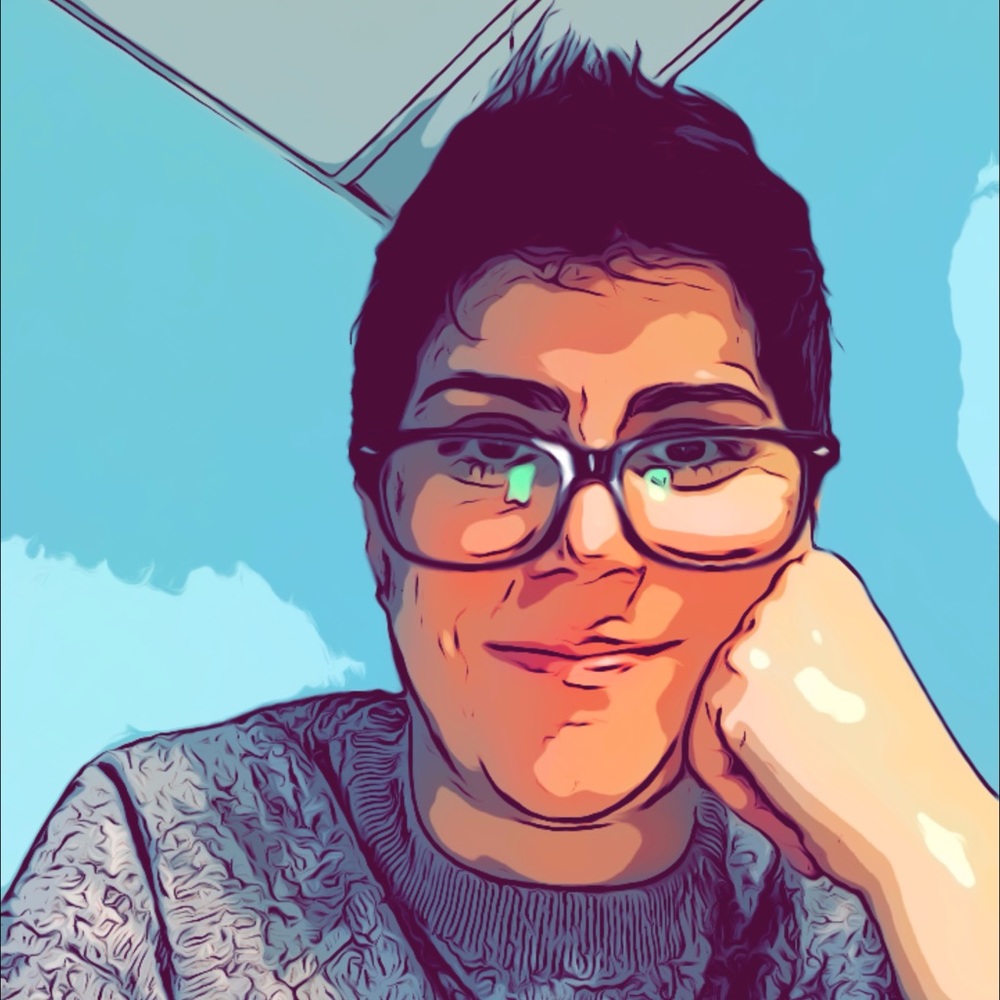 Meet your Posher, Adrienne